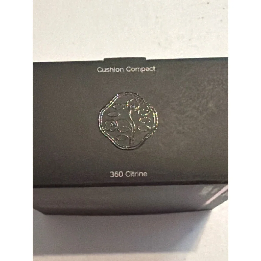 Shiseido Synchro Skin Self-Refreshing Cushion Compact Foundation 13g .45oz New‎